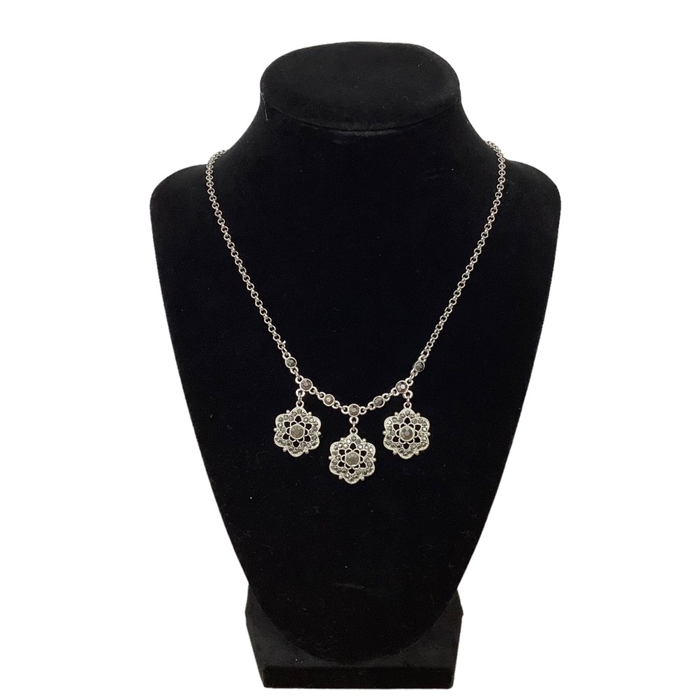 Liz Claiborne Silver Tone Necklace